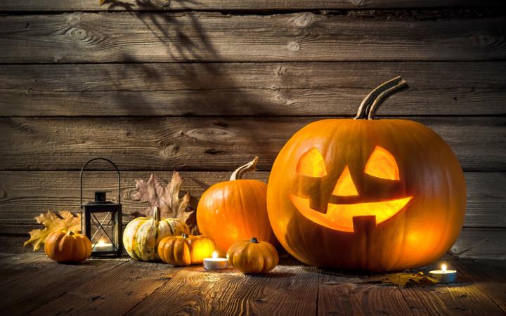 halloween-scene_alexanderrathsss